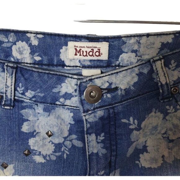 Women's Denim Stretch Shorts Shortie Studded Floral Print Cut Off shorts Size 9 - Picture 6 of 9
